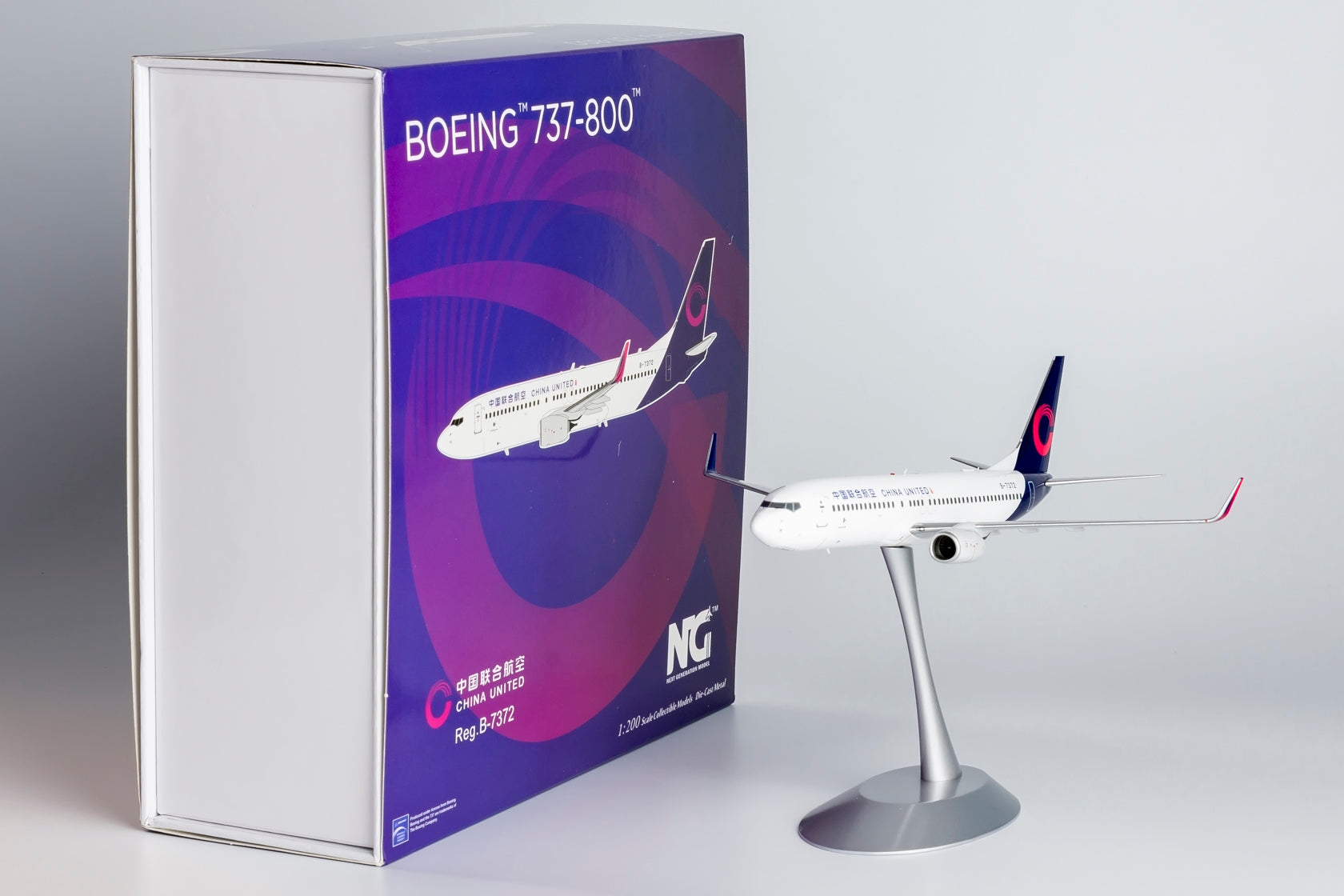 1/200 China United Airlines Boeing 737-800 B-7372 NG08009 - cover